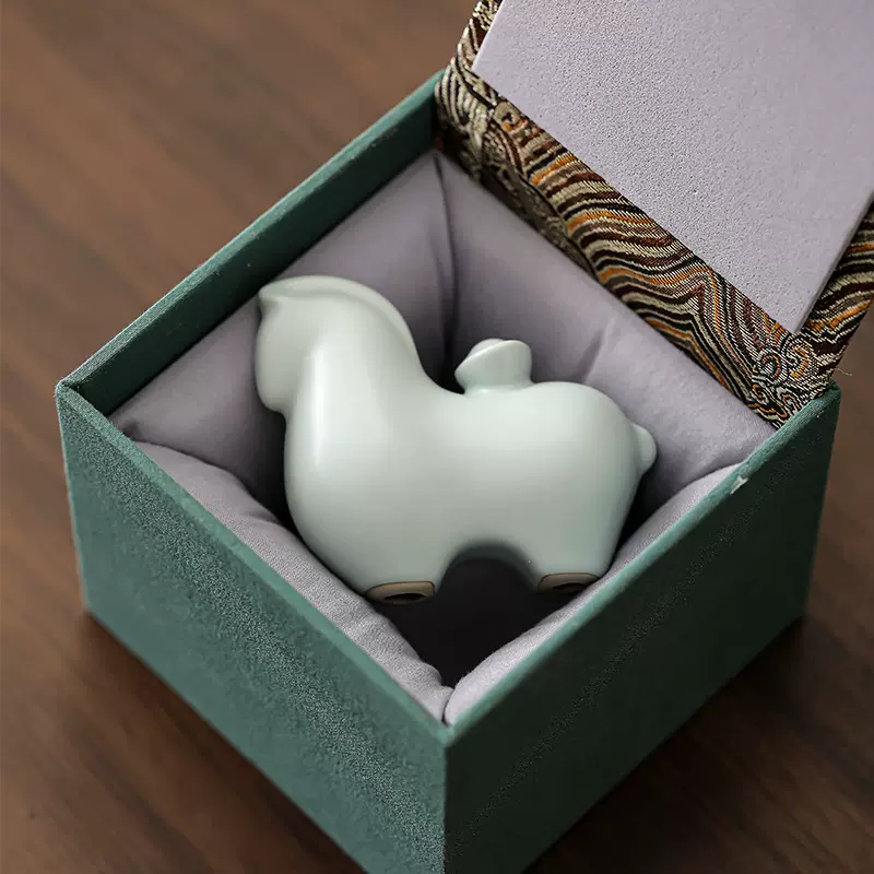 汝窑茶宠马创意可爱手工马上有钱茶台茶桌茶玩办公室茶道陶瓷摆件