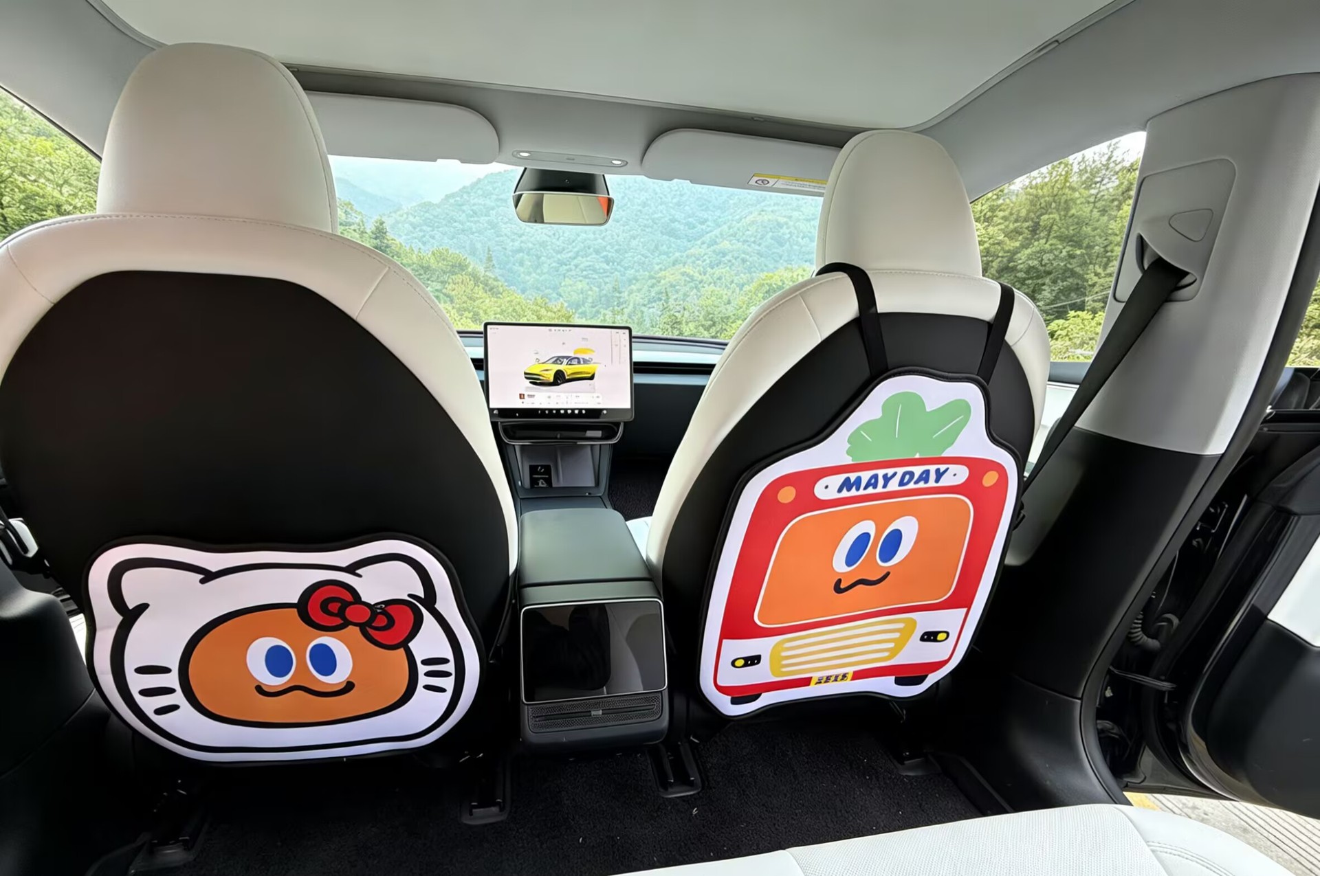 Mayday Merchandise Car Seat Back Anti-Kick Pad, Children's Anti-Kick Pad, Cartoon Car Decoration Anti-Dirt Pad, Car Anti-Kick Pad