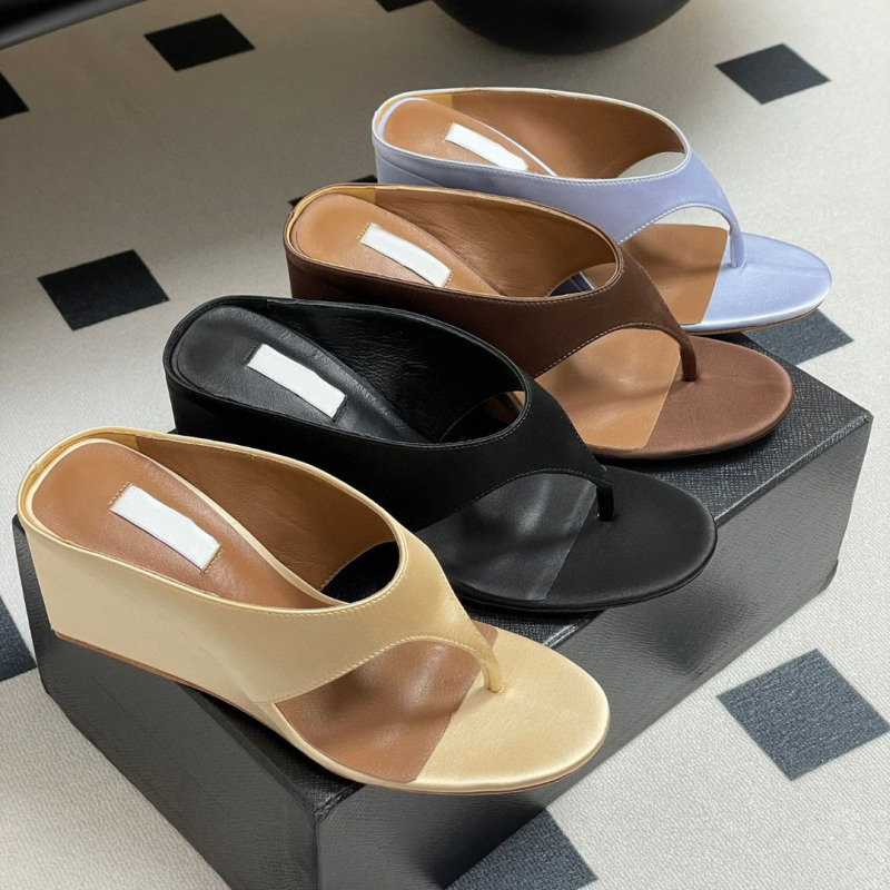 Ala Wedge High Heel Flip-Flops for Women's Outer Wear 2025 Summer Niche Thick-Soled Flip-Flops to Increase Height