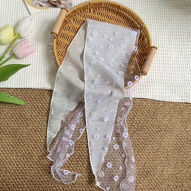 Pañuelo femenino estilo pastoral bufanda de cuello de todo fósforo costura bufanda de seda de encaje floral bufanda triangular de sentido avanzado cintura