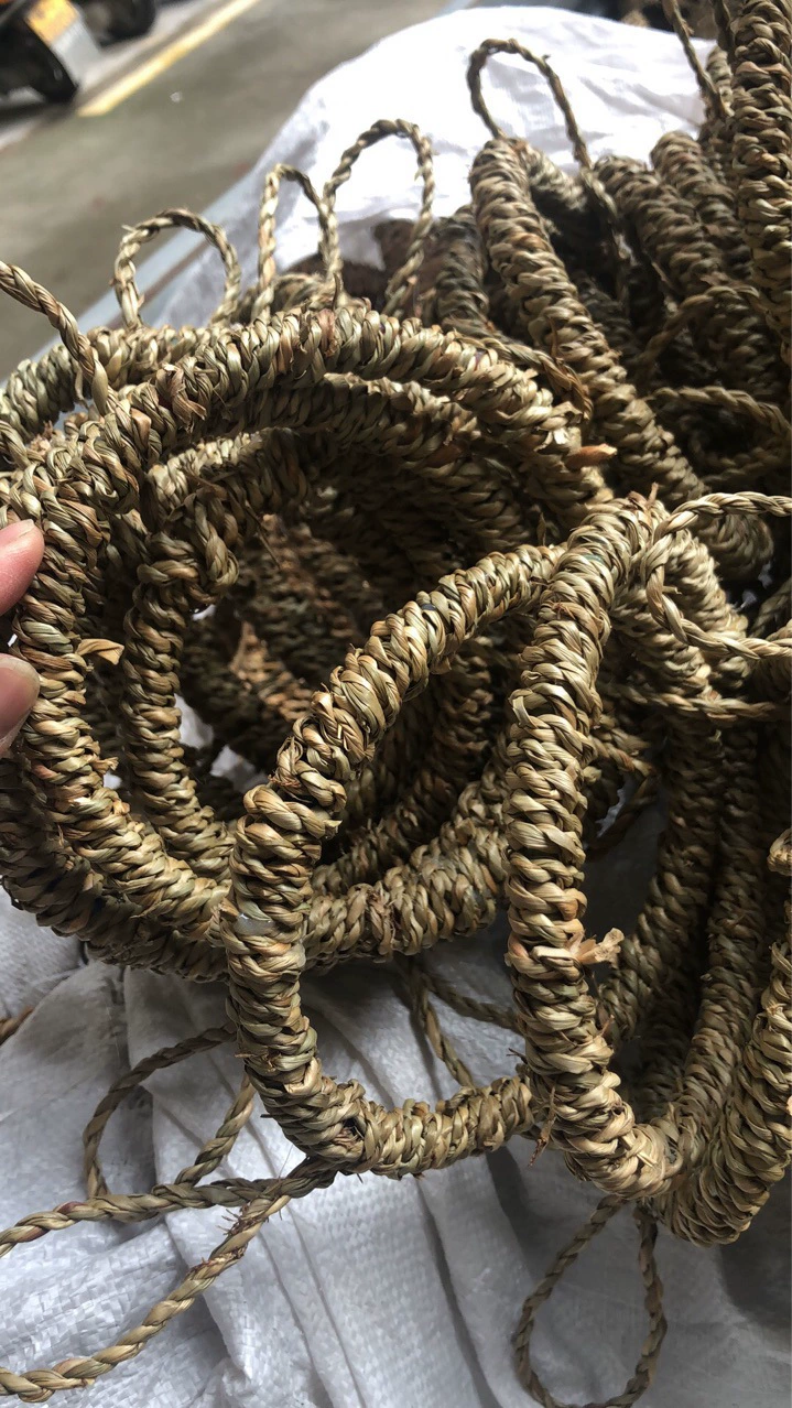 Соломенная игрушка, можно грызть