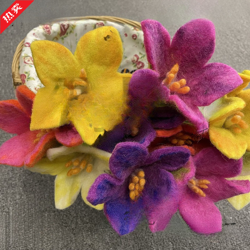 Wool Felt Handmade Artificial Flowers Dried Flowers Display Desktop Hanging Basket Single Flower Vine Lily Flower 5 Pieces