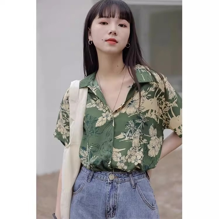 Floral Shirt Beach Seaside Hawaii 2026 Summer New Retro Hong Kong Style Loose Thin Travel Shirt for Women Trendy