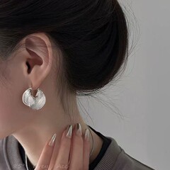 欧美冷淡风复古螺旋纹理耳环女小众设计夸张耳圈时尚个性质感耳饰