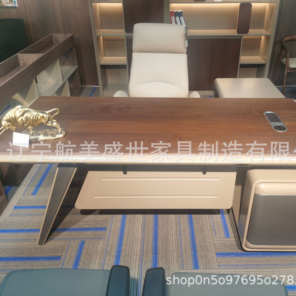 沈阳老板台大班桌老板桌优质五金件保五年2025新款班台桌颜色可选