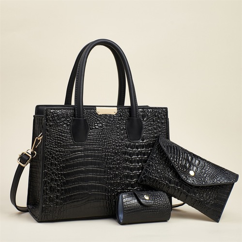 2025 European and American Retro Women's Handbag: Fashionable Croc-Print Bag with Simple Elegance, Offering Ample Capacity as a Chic Crossbody Option