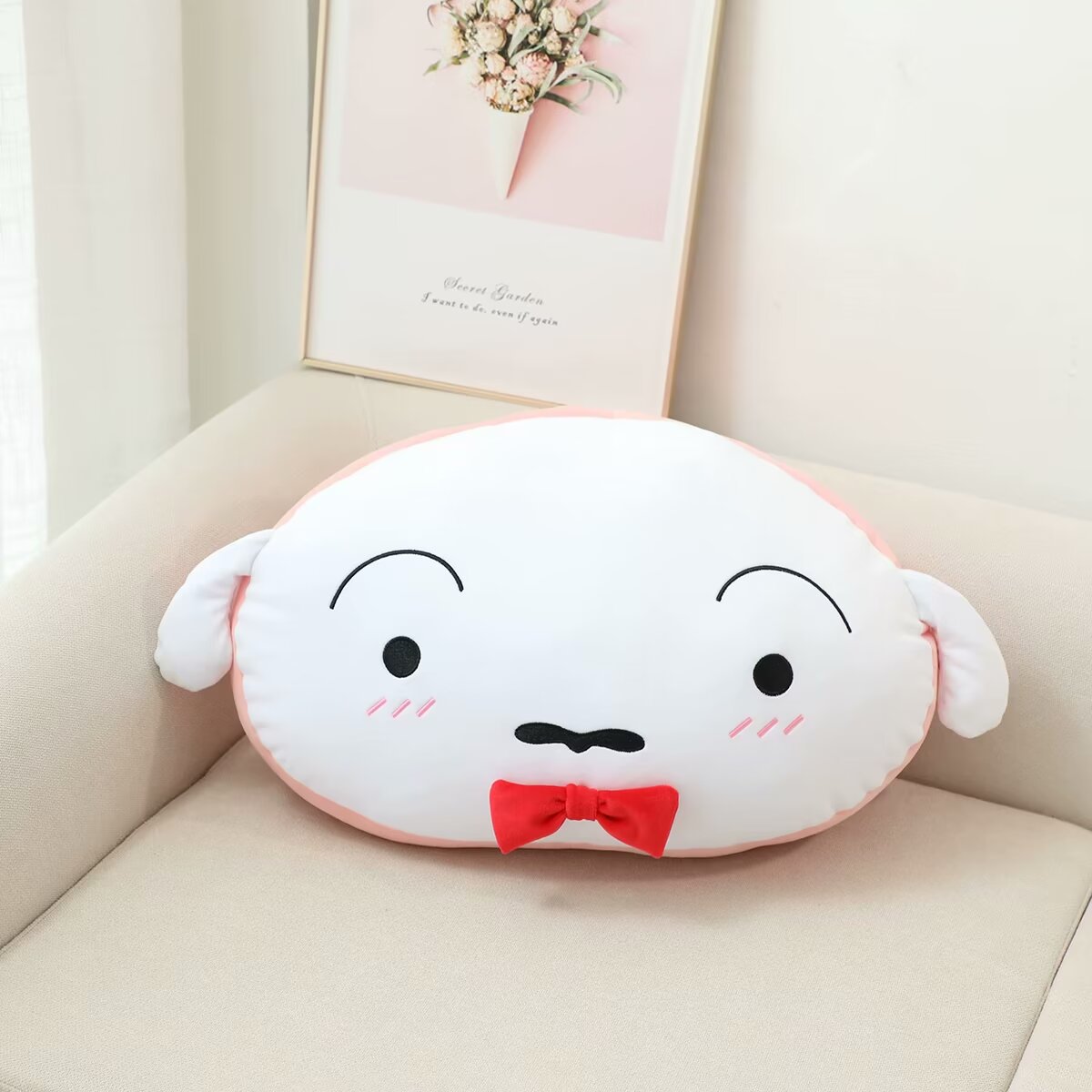 흰색 머리 모양의 베개