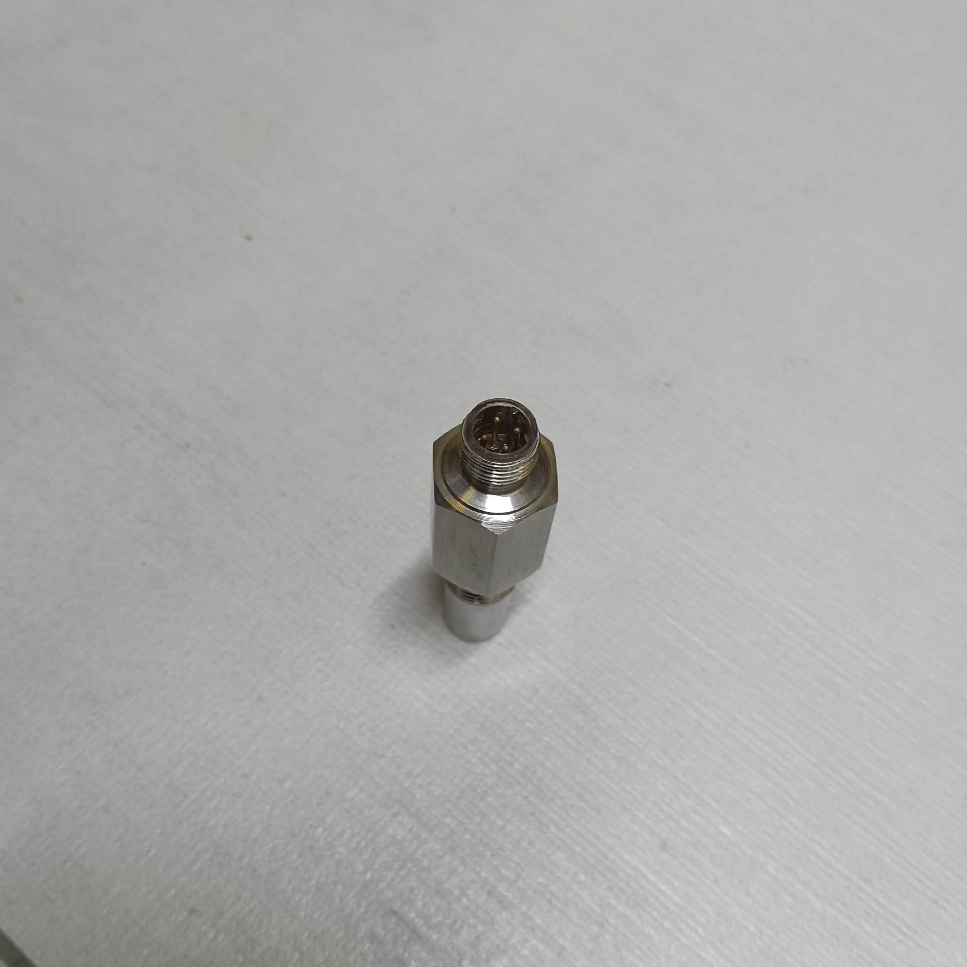 DW-AS-503-P12-627耐高压接近开关三线PNP常开全金属插件传感防腐