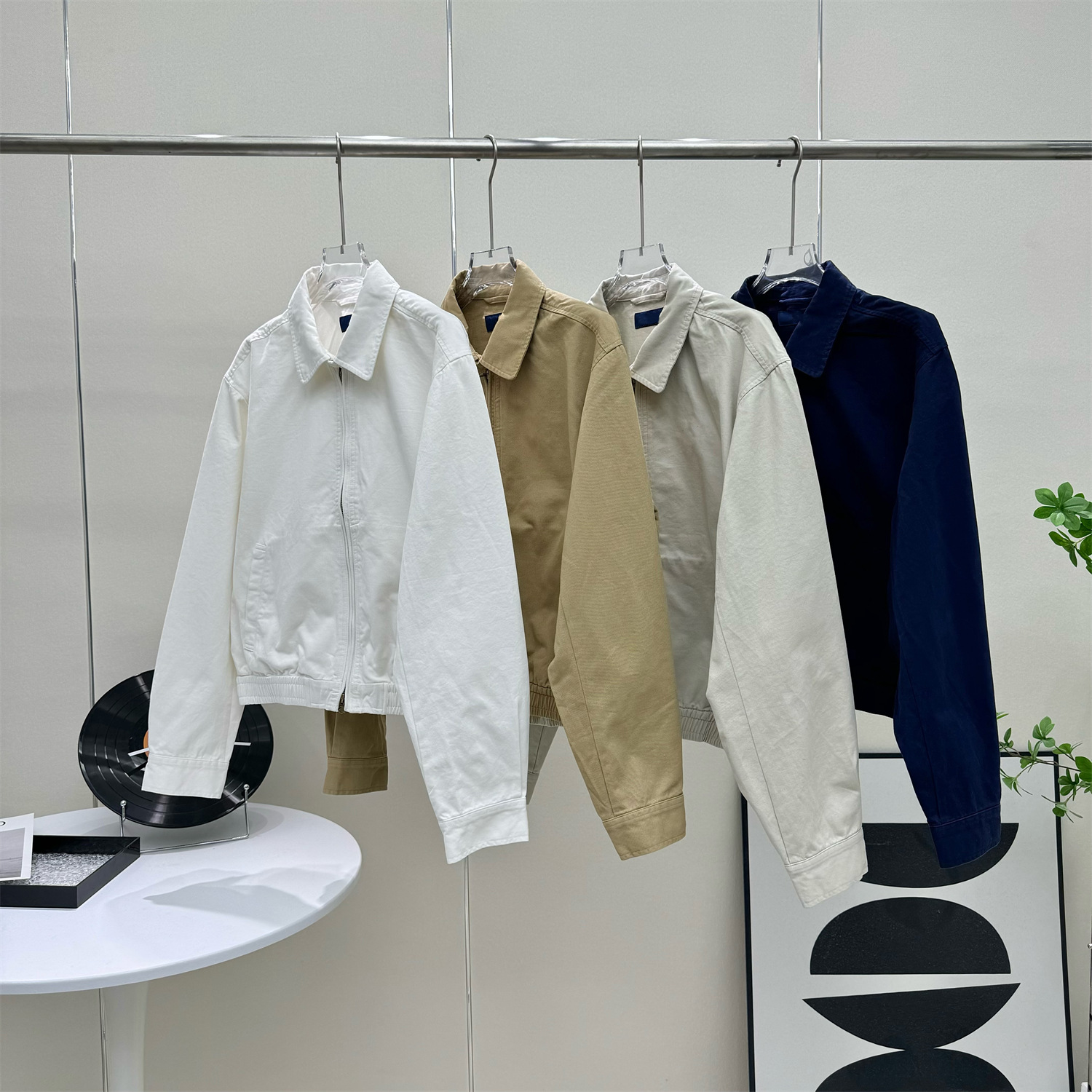 R1ラフ小馬標刺繍斜紋布経典老幹部ジャケット上着女性金