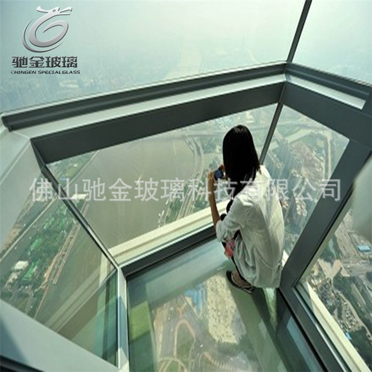 厂家直销防滑玻璃地板 观光电梯透明夹胶钢化玻璃 优惠促销