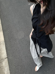 気質高級感セット黒ノースリーブニットベスト女性夏衝突色ストライプカジュアルパンツ2点セット