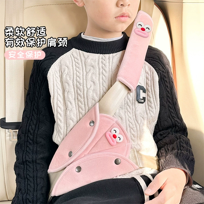 Накладки на плечевые ремни автомобильного сиденья, детские накладки на плечевые ремни автомобильного сиденья, защищающие от удушения, мягкие плюшевые накладки на плечевые ремни с мультяшными рисунками.