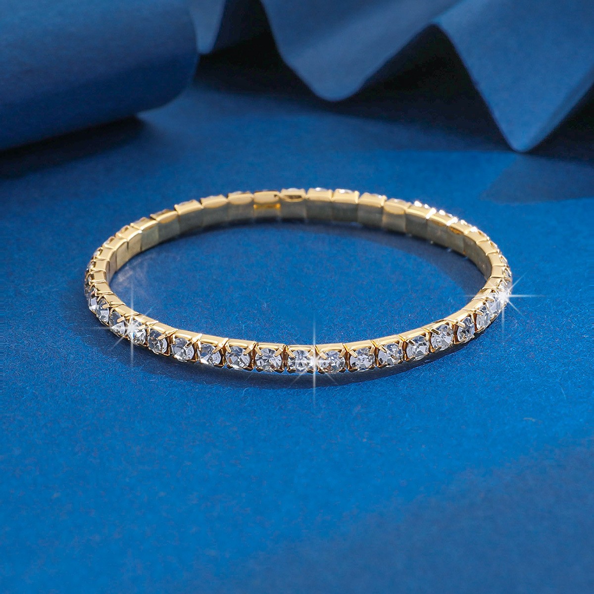 단일 행 골드 탄성 팔찌
