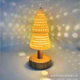 北欧ing风圣诞节陶瓷圣诞树镂空装饰灯led创意氛围灯卧室床头台灯