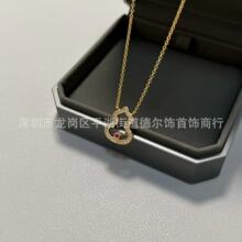 V������ ��̖�t��ʯ�U�պ��J��Ů�r���U�՝M��i��朏S��ֱ�N