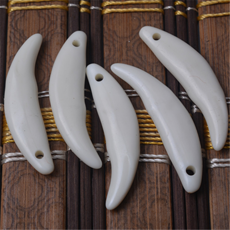 Cross-Border Resin Glue Imitation Dog Tooth Pendant Jewelry Small Accessories Kidsren's Accessories Digital Business DIY Single Hole Wholesale