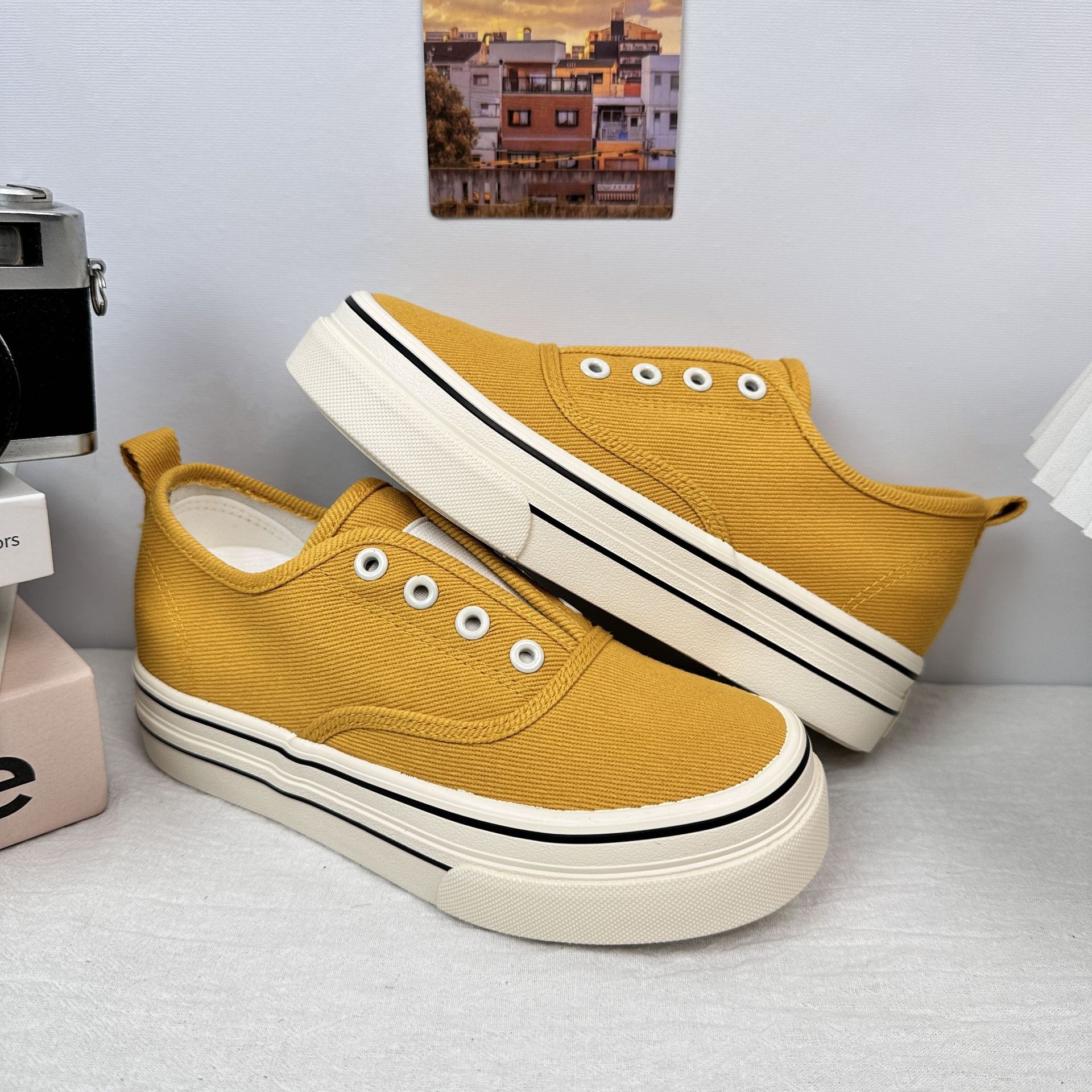 6653 zapatos de lona de suela gruesa para mujer, retro de nicho, estilo de Hong Kong chic, zapatos planos casuales de todo fósforo, zapatillas de deporte de un pie