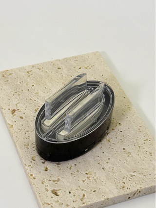 New plastic lazy stamp eyebrow powder box, eyebrow-shaped stamp box with sponge powder container, packaging for cross-border sales