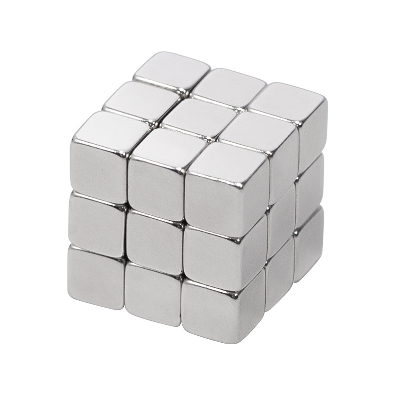 Imán para uñas Imán de cubo pequeño de fuerza magnética fuerte, tablero de ajedrez combinado desmontable, esmalte de uñas de ojo de gato, piedra absorbente de hierro