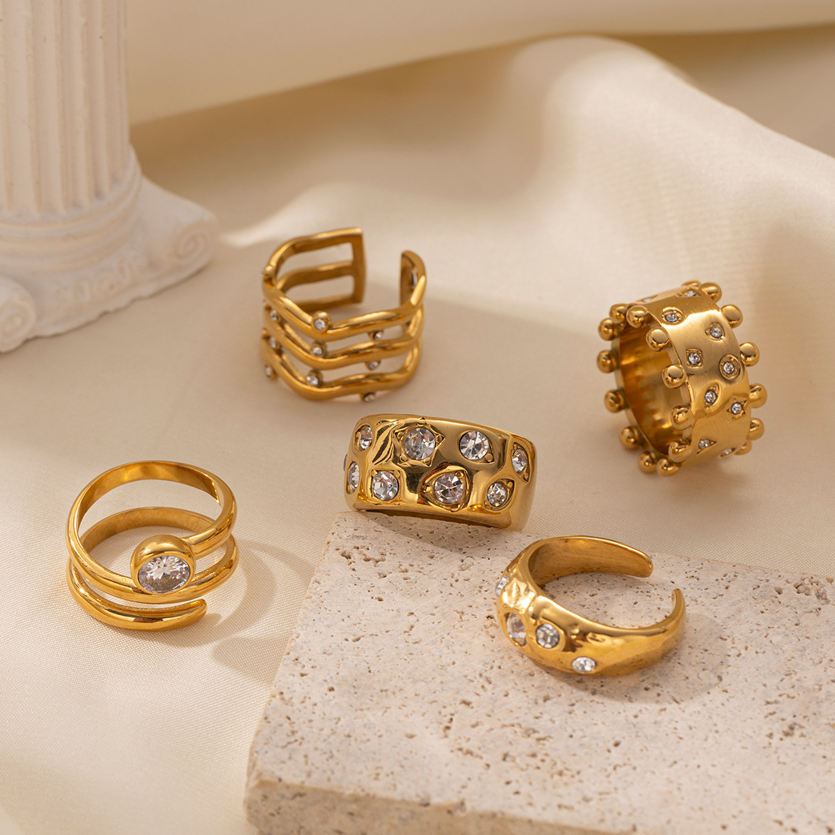 Anillo de acero inoxidable de Nicho de alta calidad, anillo abierto de zircón de forma especial, mujer no se desvanece en venta transfronteriza