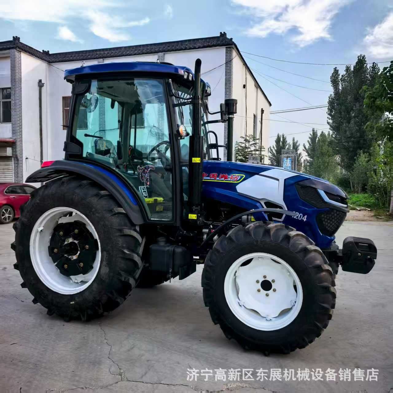 出口款120马力拖拉机 农用四轮拖拉机 山地丘陵开荒四驱拖拉机