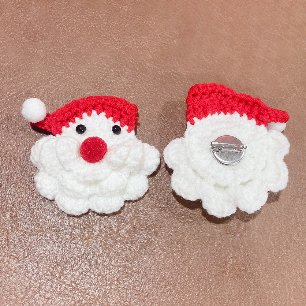 Handmade Knitted Santa Claus Brooch Christmas Ornament Gift_voghion.com
