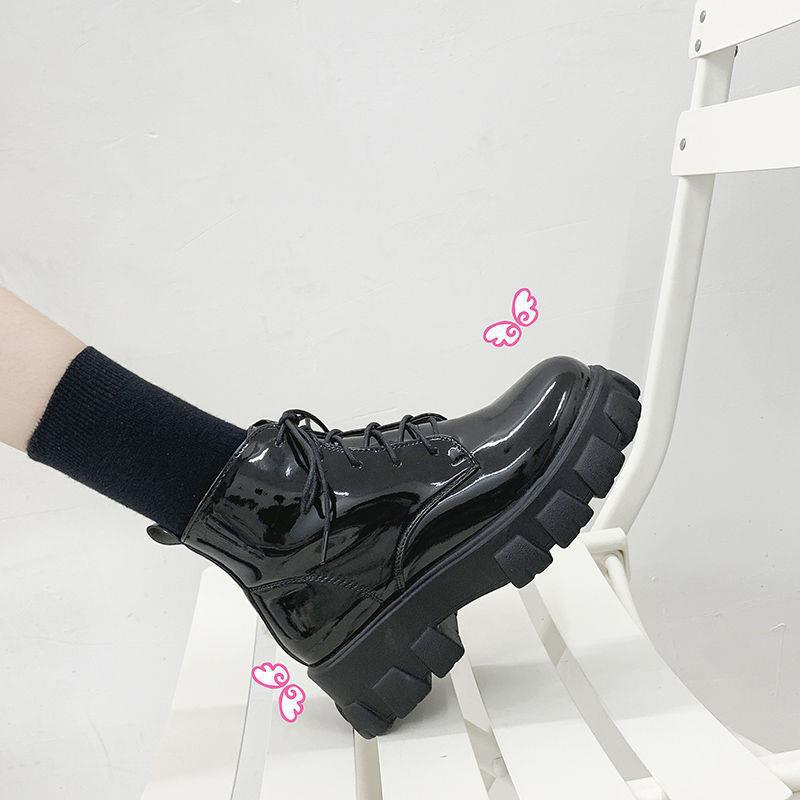 Elegant Black Leather Boots