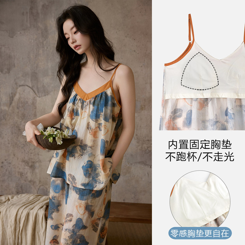 2026 New Style Girls' Summer Lightweight and Cool Floral Vest with Chest Pads, Lyocell Tank Top, and Cropped Pants Loungewear Set 2026 New Style Girls' Summer Lightweight and Cool Floral Vest with Chest Pads, Lyocell Tank Top, and Cropped Pants Loungewear Set