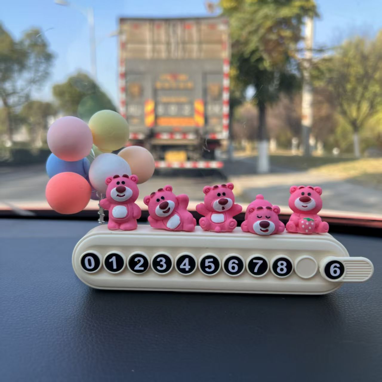 Car cute strawberry bear resin accessories ornaments diy jewelry number plate temporary parking plate creative moving license plate