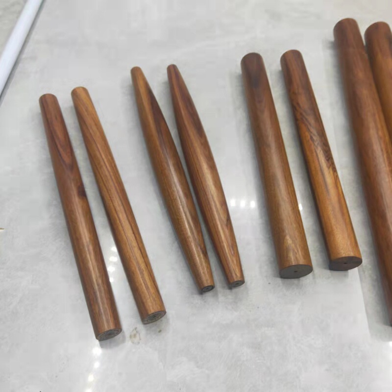 赤い貴宝のめん棒の酸っぱい木の2つの先の杖の黒い檀木の手羽の木のめん棒の台所用品の卸売り|undefined
