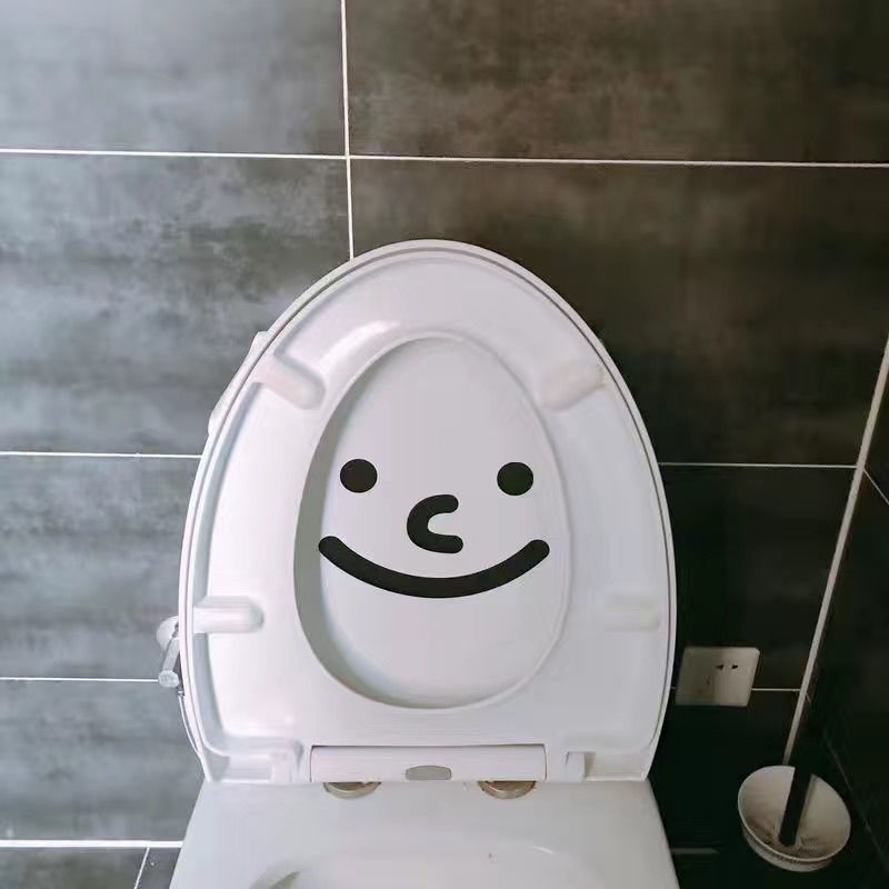新しいトイレには韓国のかわいい表情の笑顔トイレのアイデアの個性的な家庭装飾壁シールが貼られている|undefined