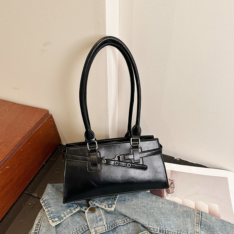 Niche Design Textured Women's Small Square Bag 2025 Autumn and Winter Vintage Simple Fashion Casual Shoulder Bag Niche Design Textured Women's Small Square Bag 2025 Autumn and Winter Vintage Simple Fashion Casual Shoulder Bag