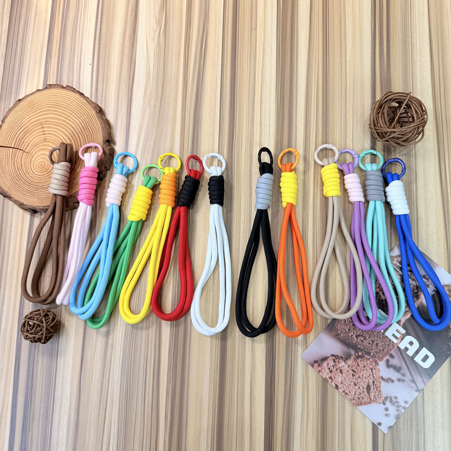 Doble capa de nylon trenzado accesorios llavero bolso colgante de montaña fichaje de peluche muñeca cadena de teléfono móvil colgante con