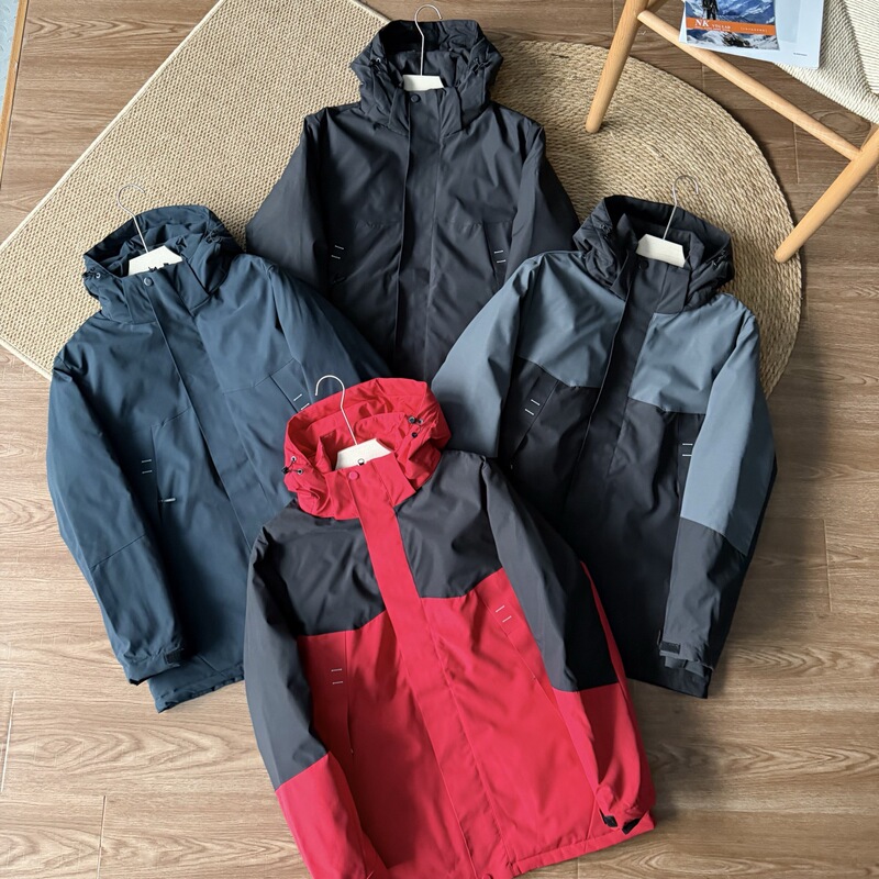 Outdoor down Jackets Are a Must-Have for Winter Trips, Offering Both High Loftiness and Temperature Retention. 10641 Outdoor down Jackets Are a Must-Have for Winter Trips, Offering Both High Loftiness and Temperature Retention. 10641