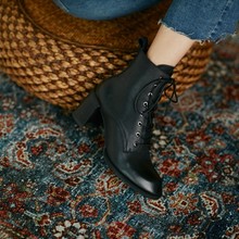 牛皮2022年秋冬季新款短靴女系帶休閑側拉鏈復古擦色短筒單靴黑色