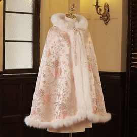 粉色冬天斗篷披风披肩公主风保暖加厚冬季披风斗篷中国风2025新款