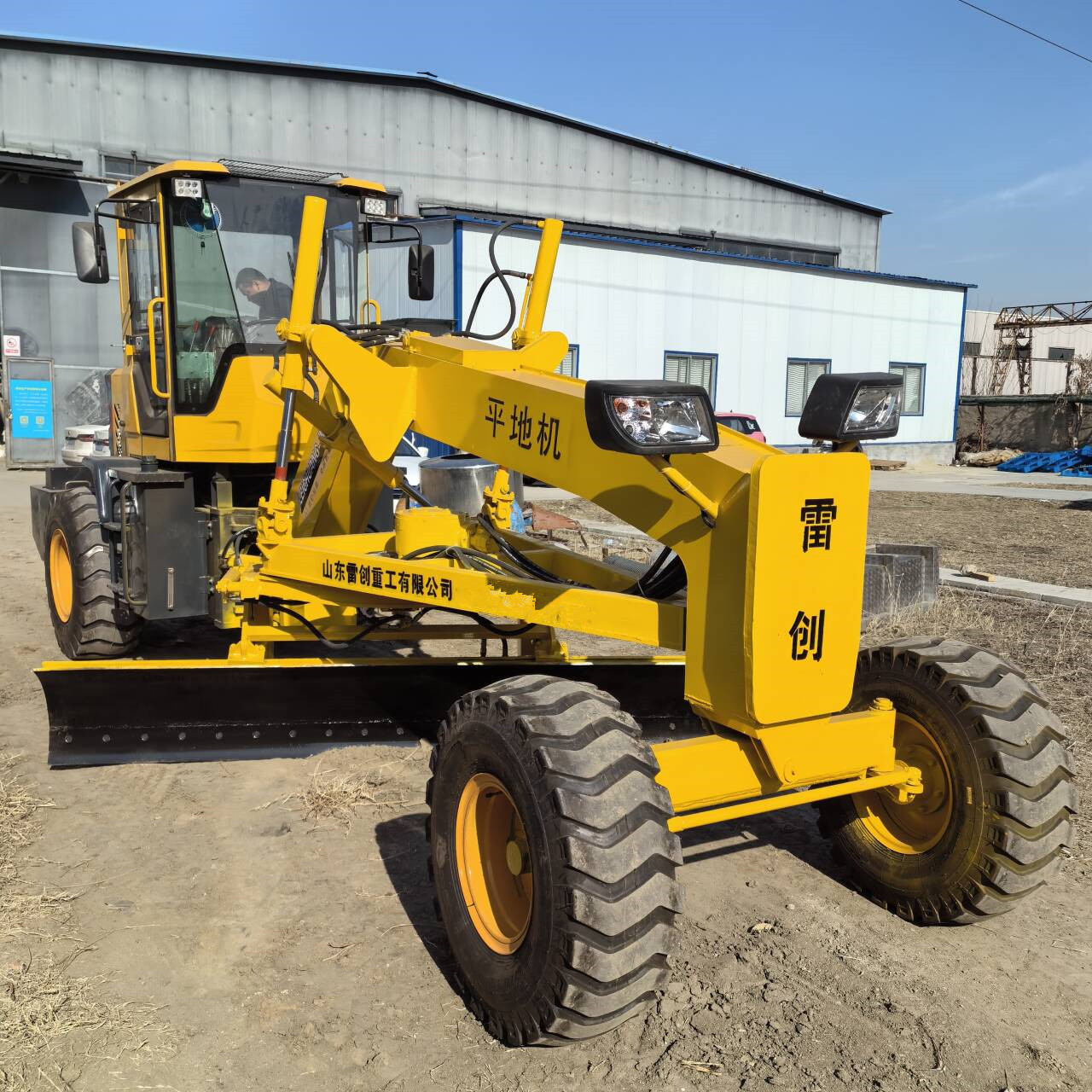 修路土方平地机 多功能座驾式刮平机 平整度好