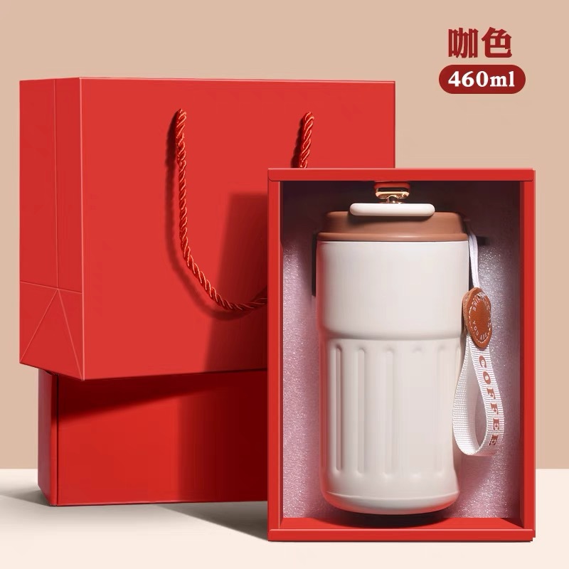 Taza de café con temperatura inteligente 316 Taza de aislamiento de acero inoxidable Taza de agua de alto valor para hombres y mujeres Regalos portátiles al por mayor