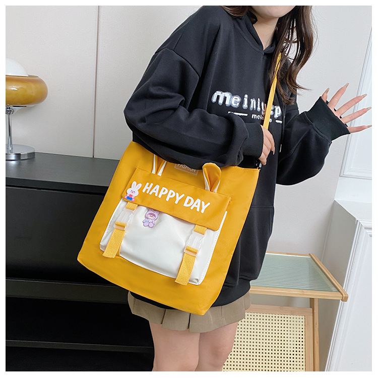 Large-capacity file bag, primary school student handbag that can be carried on one shoulder, book bag for girls with high appearance standards, homework books and test papers bag undefined