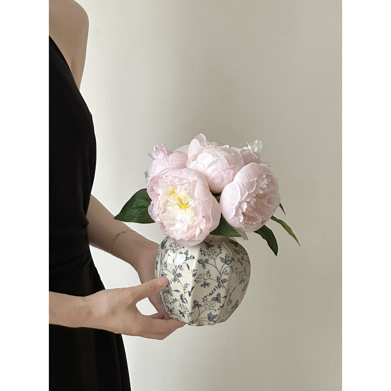 Nuevo jarrón de cerámica azul china nueva decoración de estilo chino sala de estar floral decoración de vestíbulo de estilo antiguo peonía floral