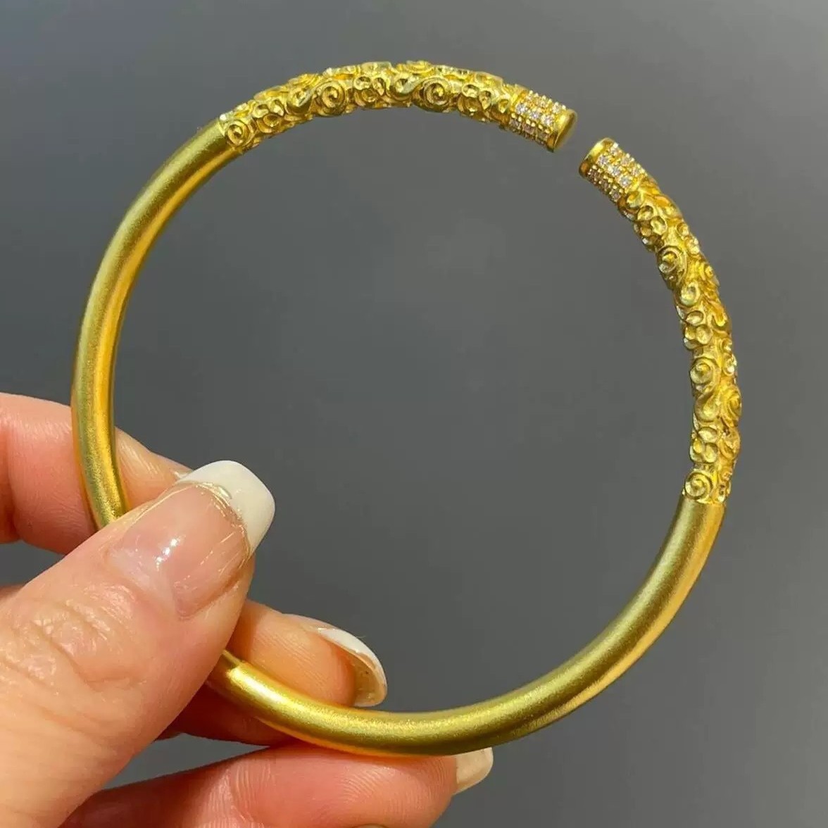 金店同款越南沙金祥云轻奢手镯女古法传承点钻金箍圈轻奢开口手饰