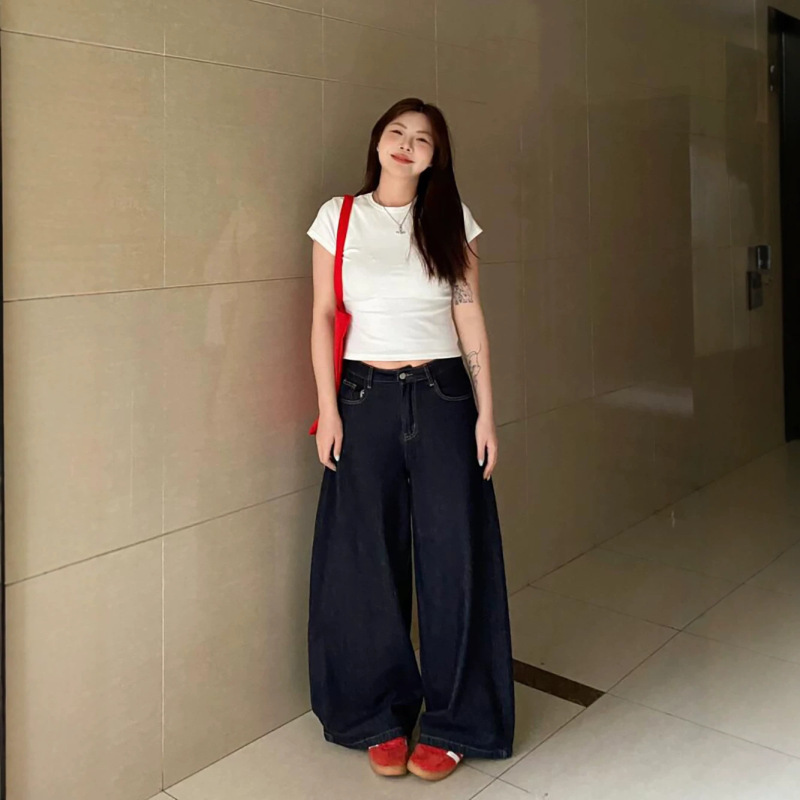Vintage Deep Blue Wide-Leg Jeans for Women, Summer Plus-Size, Suitable for Pear-Shaped Body, High-Waisted, Slimming, Drapey Straight-Leg Pants Vintage Deep Blue Wide-Leg Jeans for Women, Summer Plus-Size, Suitable for Pear-Shaped Body, High-Waisted, Slimming, Drapey Straight-Leg Pants