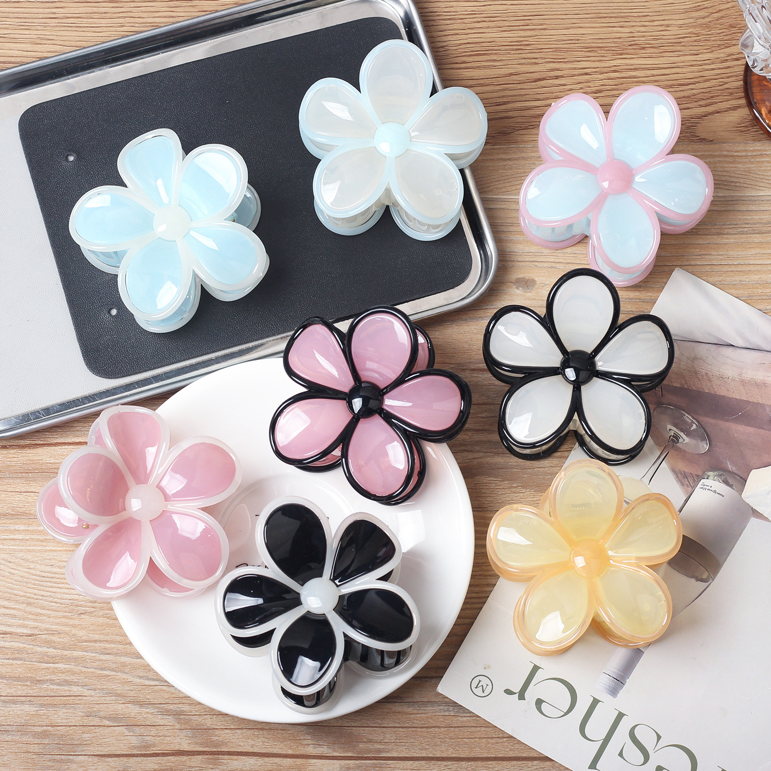 Nuevo clip de agarre de flor de color de contraste de gelatina, clip de tiburón de agarre de cabello de primavera y verano, clip de cabello de medio amarre, accesorio para el cabello, joyería para el cabello al por mayor