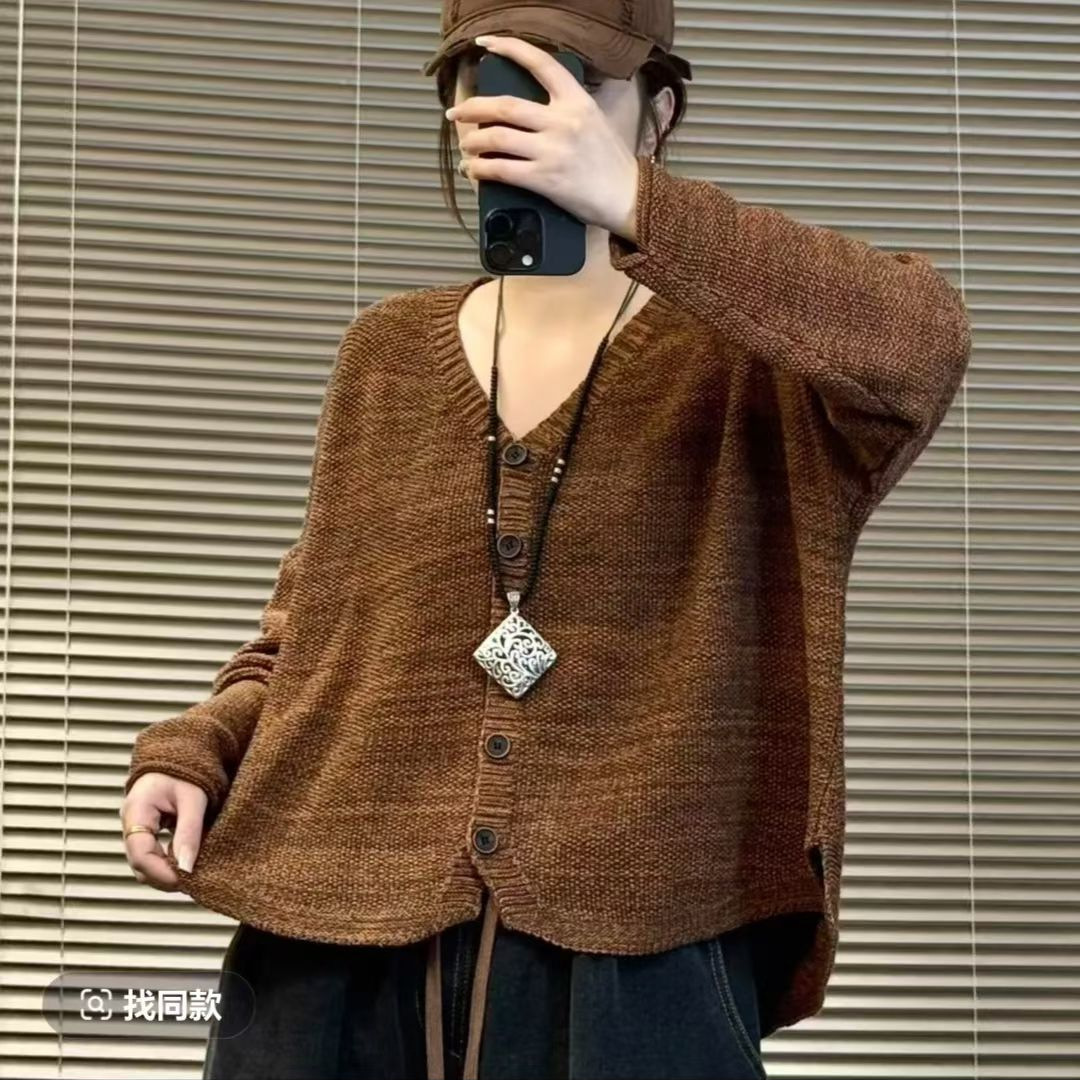 2025 New Autumn Retro Fried Color V-Neck Knitwear Loose Literary Old Style Cardigan Knitwear for Women