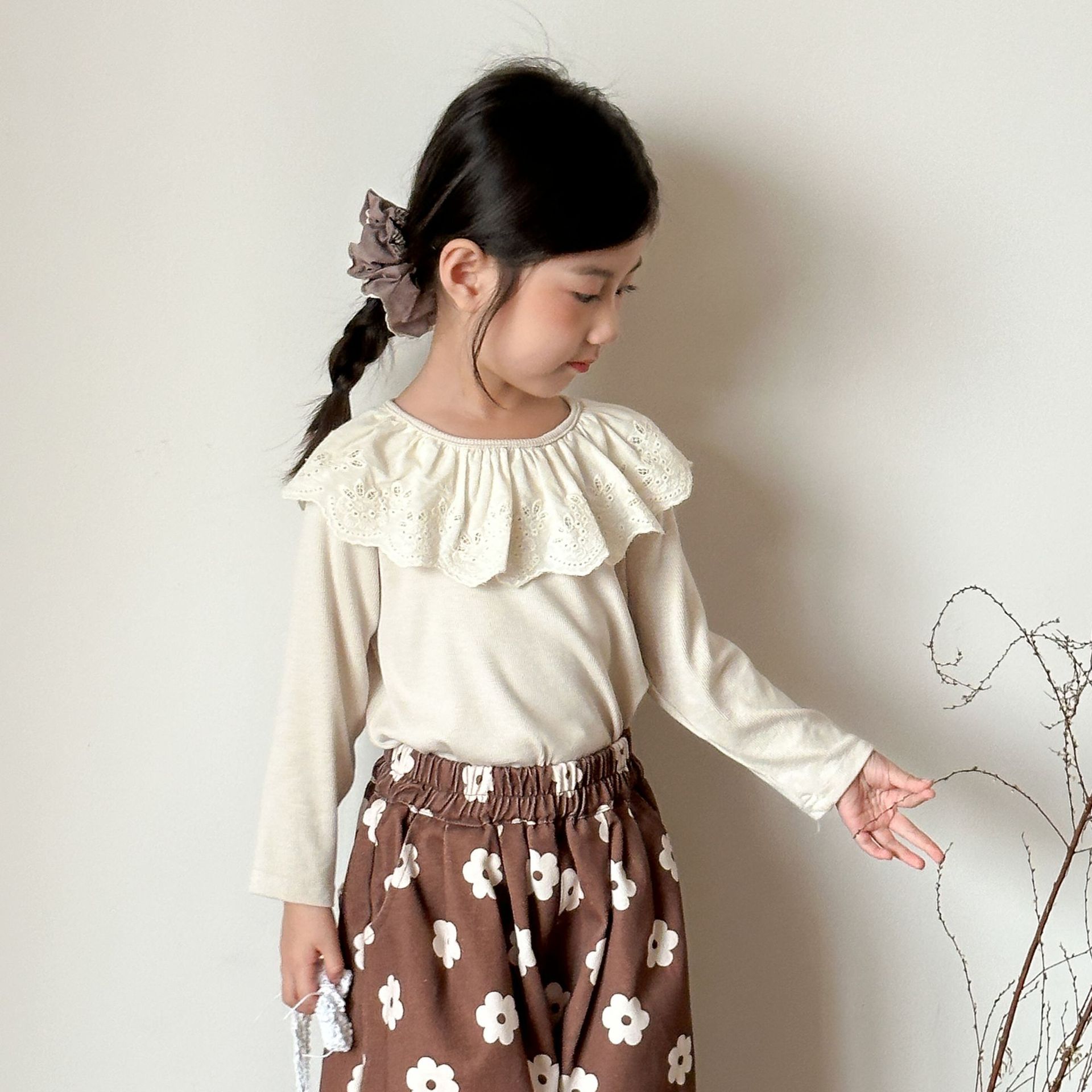 Knitted autumn sweater, children's cardigan, jacket, western style 4