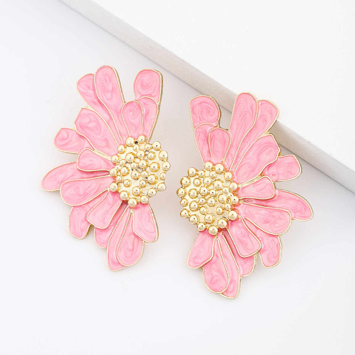 1 Pair Fashion Flower Alloy Enamel Women's Ear Studs display picture 5