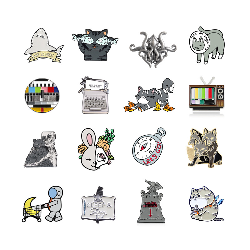10g Weight Cartoon Style Pin Cat Television Skull Alloy Unisex Brooches