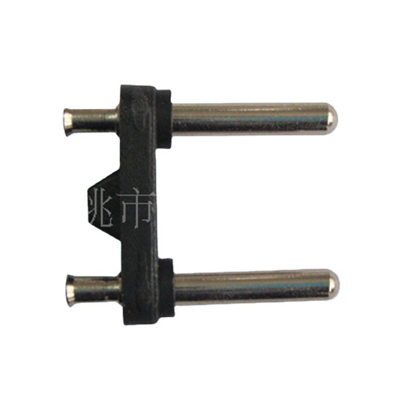 供应中东头支架 实心支架 两芯电源插头 量大从优