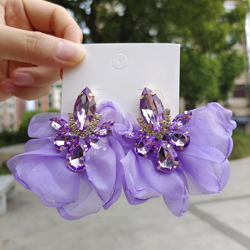 Golden Plated Plating Material Fashion Flower Alloy Inlay Rhinestones Drop Earrings 1 Pair