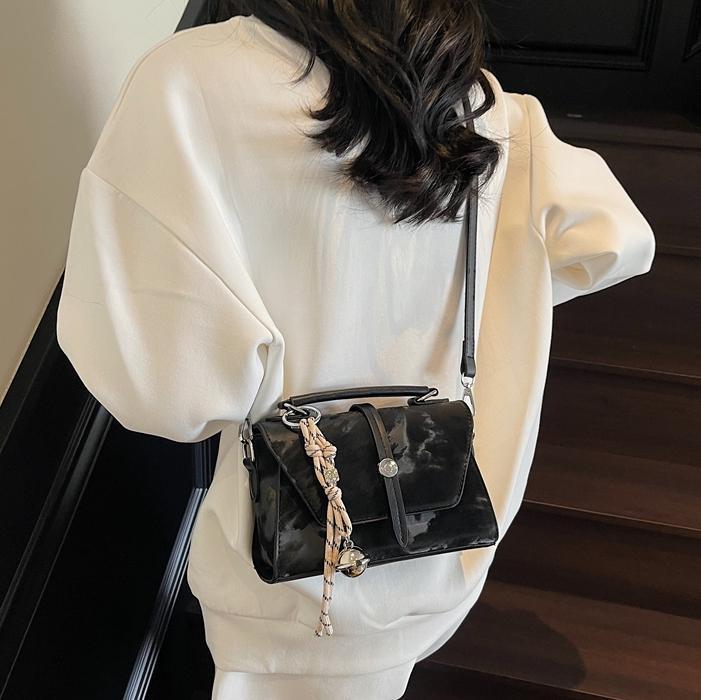 Bagos de estilo exterior para damas 2025, nuevo bolso de mano popular, bolso de mano caliente, bolso de alta calidad.